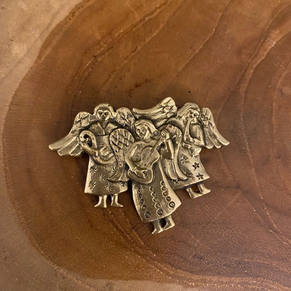 RETIRED Jeep Collins Heralding Angels Bar Pin Brooch, Brass